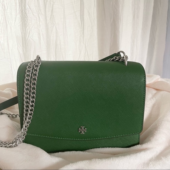 Tory Burch Handbags - Tory Burch Green Envelope Silver Chain